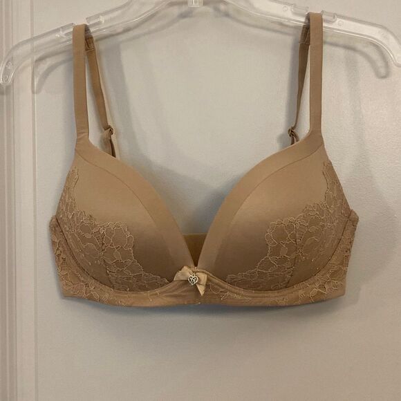 Victoria’s Secret bra size 34D - Picture 3 of 6